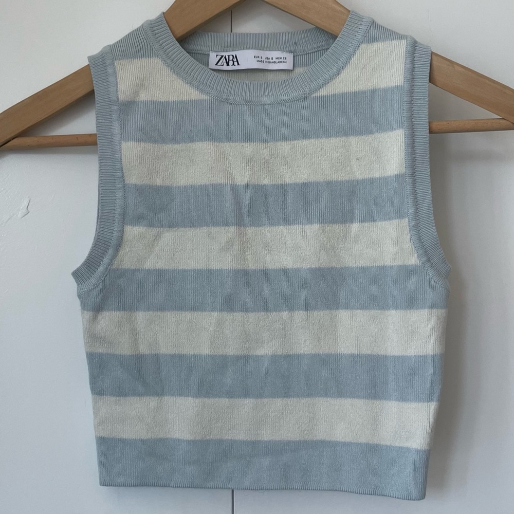 Zara racerback white and blue crop tank